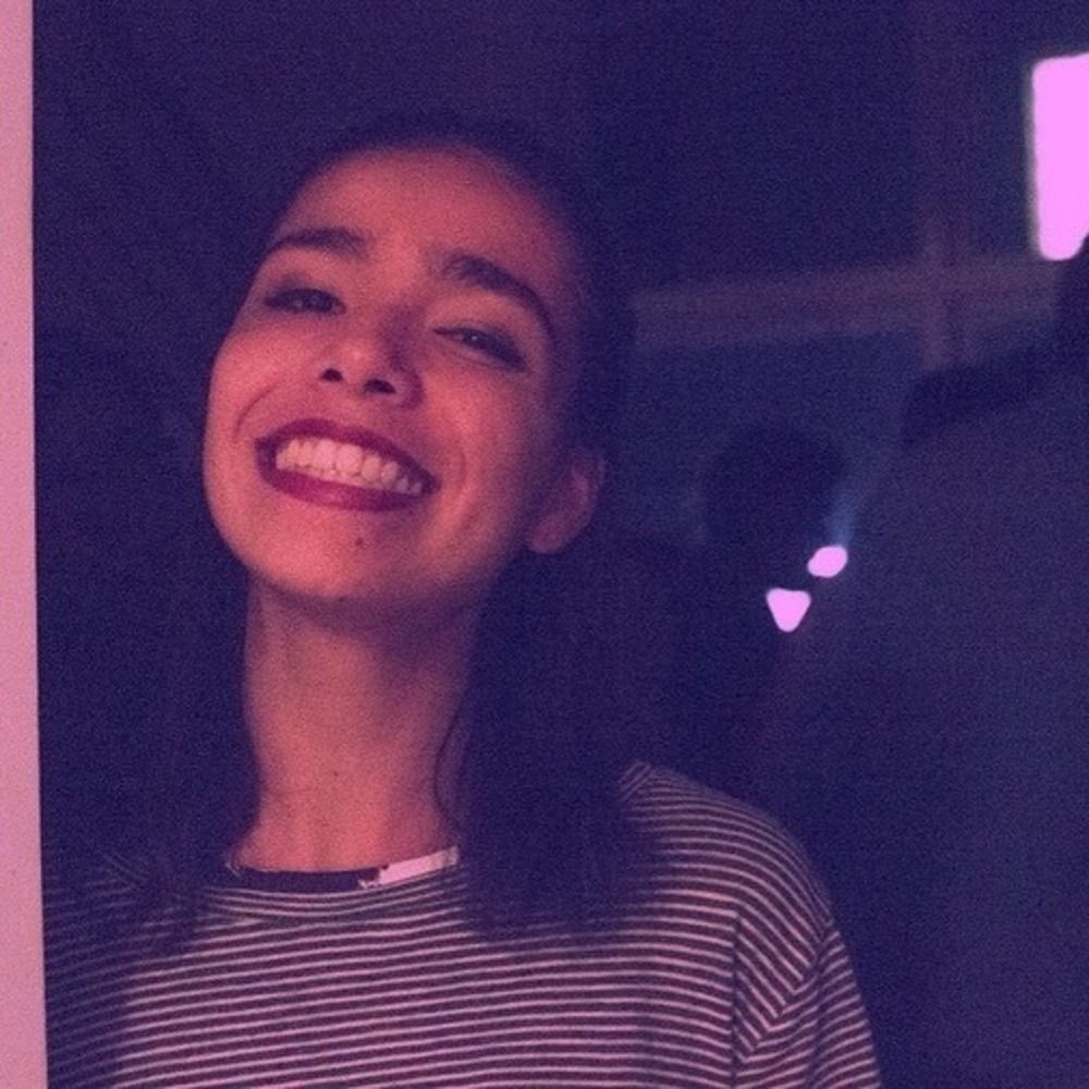 Meet your Posher, Julia